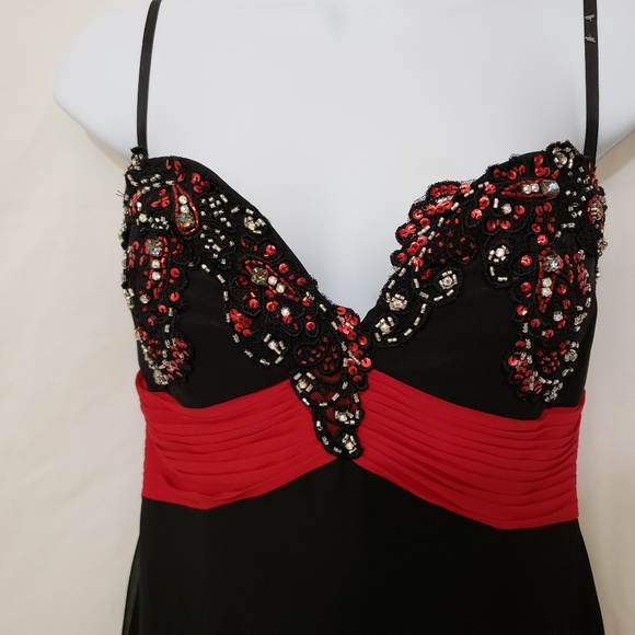 WoW Prom or Pageant Dress Size 6 - Picture 3 of 8